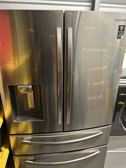 Samsung ‘24 inch refrigerator