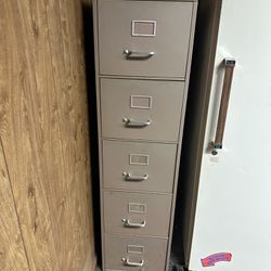 5 Drawer File Cabinet 