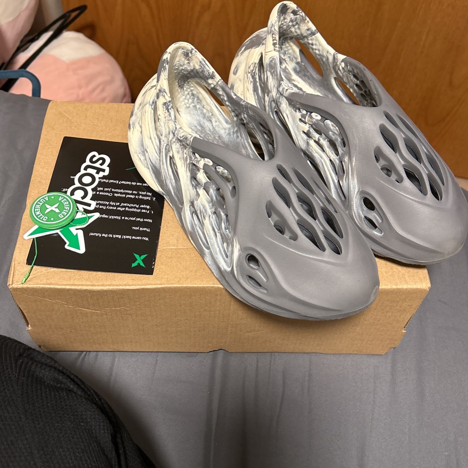 Runner Moon Goat Foam Runner Moon Grey Yeezy Foam Runners Size