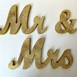 Mr and Mrs Wedding Sign