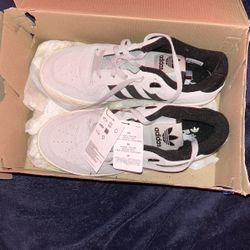 Adidas Rivalry Low