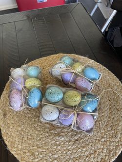 Easter Eggs Decor