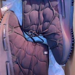 Adidas NMD BOOTS (W-10 / M-8.5)