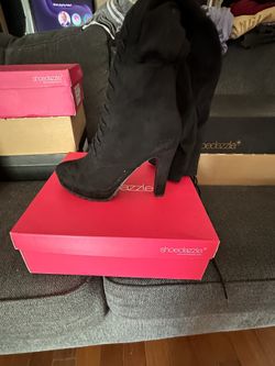 Size 9 Worn 1x
