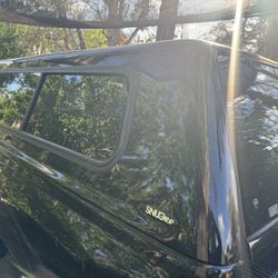 Snug Truck Shell Camper