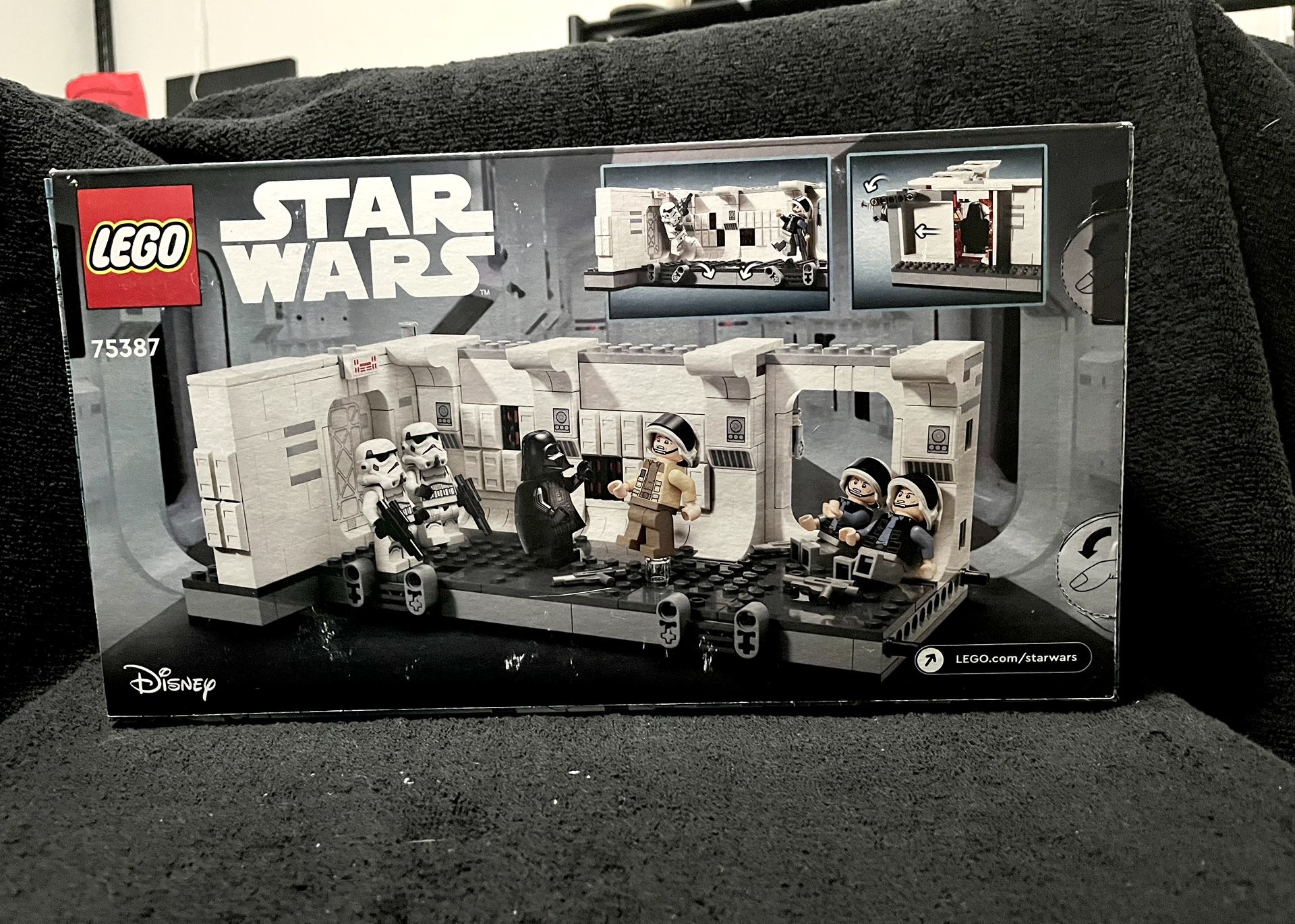 LEGO Boarding the Tantive IV (75387)
