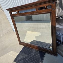 Headboard+Footboard And Dresser Set