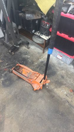 Daytona low profile car jack