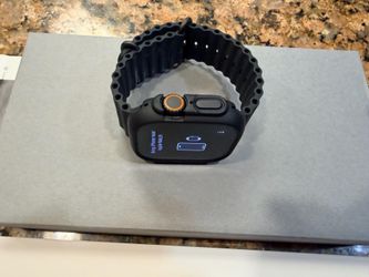 Apple Watch Ultra 3 [GPS + Cellular 49mm] includes protector and extra band