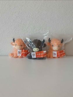 Playside Creations Highland Cow Squishy Soft Slow Rise Stress Relief Squeeze Toy