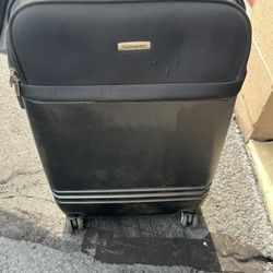 Samsonite Suitcase For Sale 
