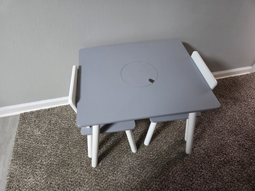 Kids Table