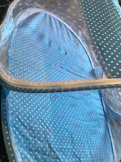 Portable foldable baby bed