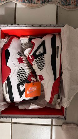 Air Jordan 4 Retro Fire Red Sneakers