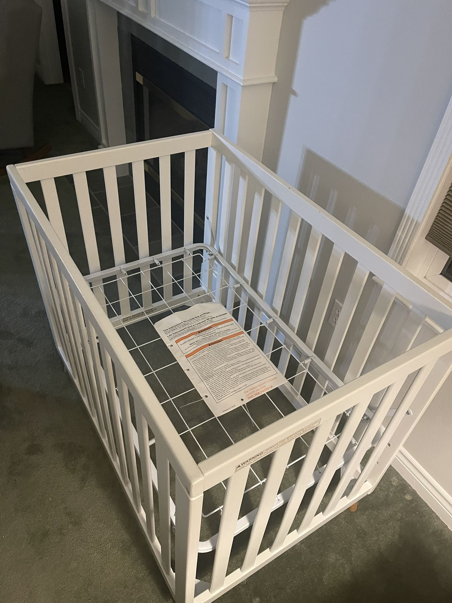 Delta Mini Crib