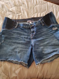 Maternity shorts