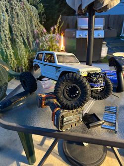 Axial wrath spawn rc rock crawler