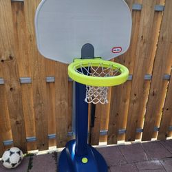 Little Tikes Adjust 'N Pro Basketball Set