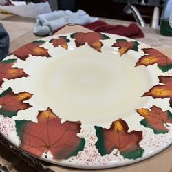 8 Fall Plates And 2 Fall Platters