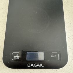 BAGAIL BASICS Digital Kitchen Scale, Premium Food Scales Weight Grams and Oz for Baking and Cooking, 11lb/5kg with 0.1oz/1g Precision White