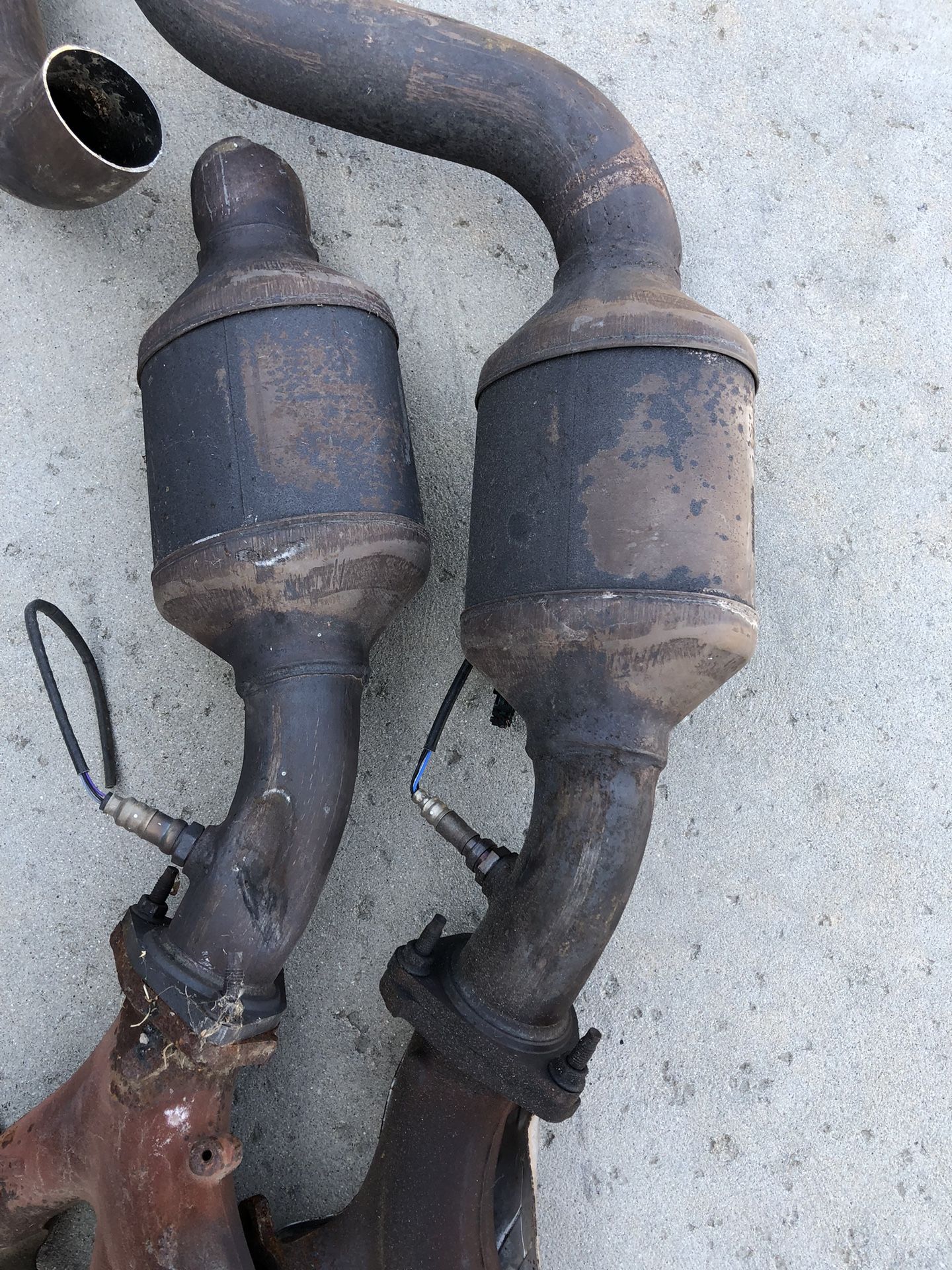 CHEVY EXPRESS VAN - EXHAUST SYSTEM 
