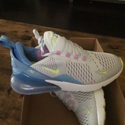 Kid’s Nike Air Max 270 size 6Y/7.5W