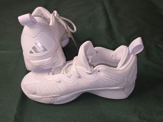 Adidas Initiation size 4.5 Youth