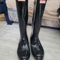 Black Tall Hunter Boots