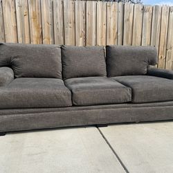 Cindy Crawford Gray Sofa – Deep Seat Couch – Very Comfortable – Clean – $300 🚚