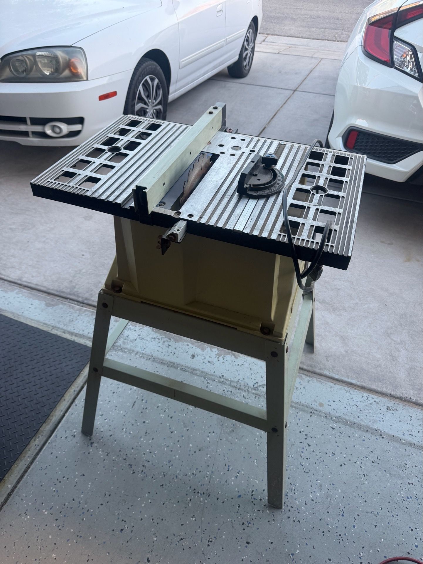 Delta Table Saw