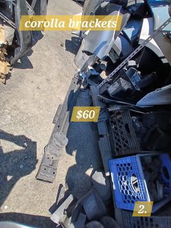 Toyota Corolla Rear Brackets 