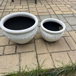 outdoor pottery planters