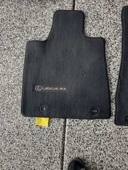 Lexus RX350 Floor Mats Front And Rear