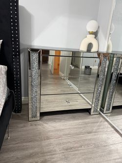 2 Glass Night stand
