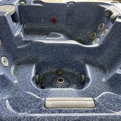 Refurbished 6 Person Cal Spa