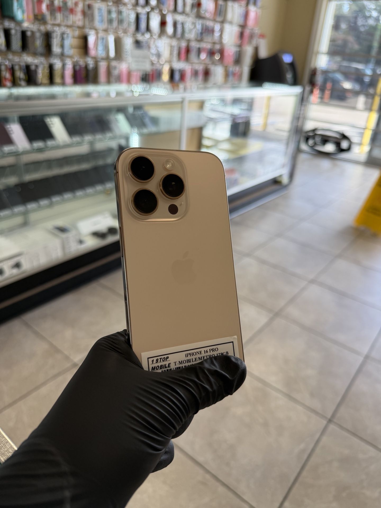 iPhone 16 Pro TMOBILE / METRO