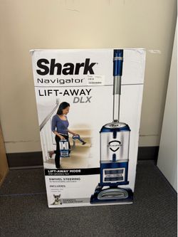 Shark Navigator Lift Away Deluxe Upright Vacuum – Blue