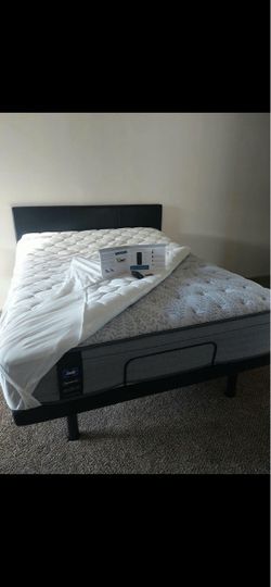 Queen bed