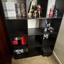 Cubic shelf bookcase black