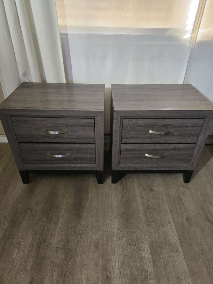 2 Nightstands 24L 16W 25H No Delivery