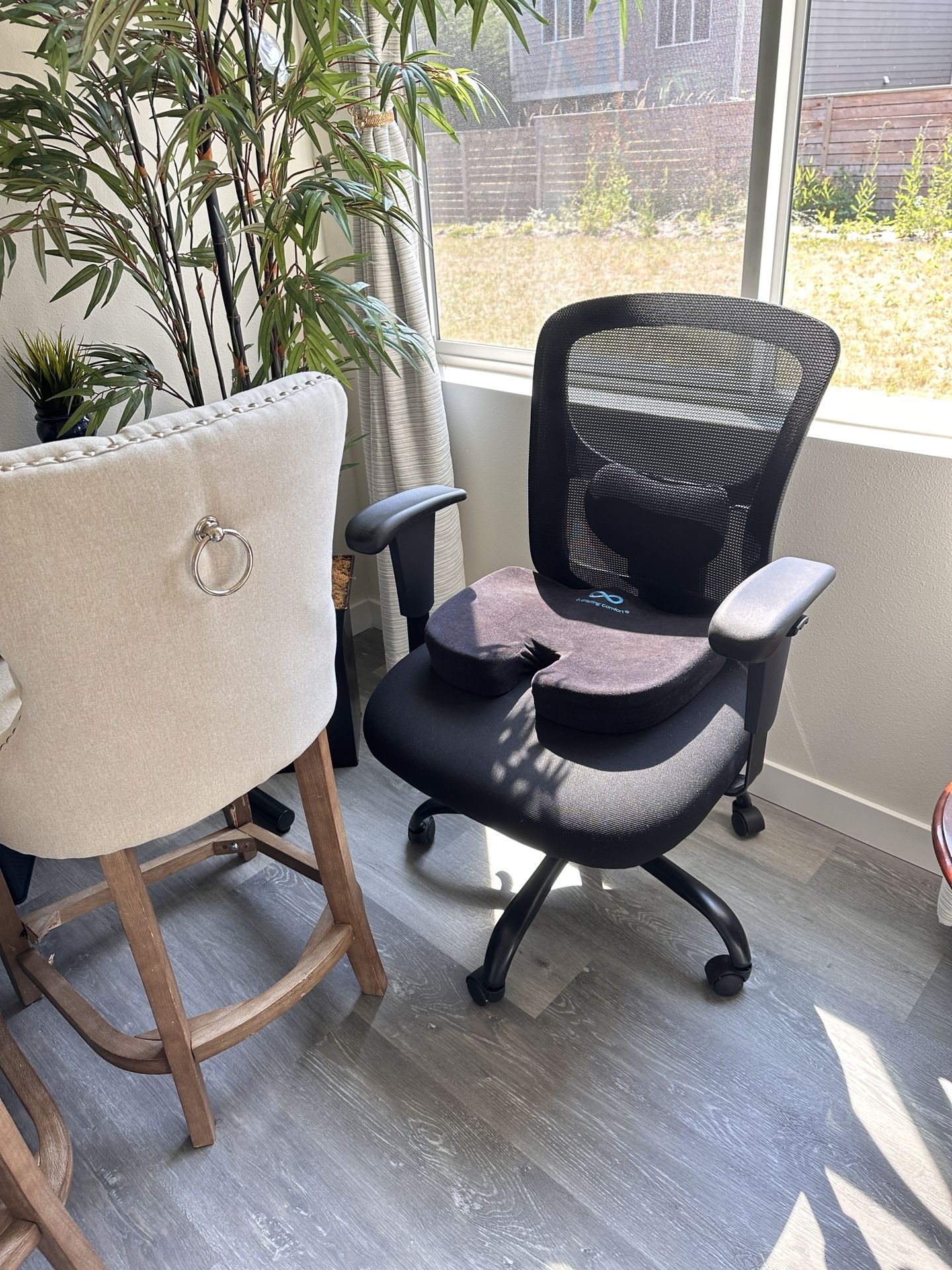 Rolling Office Chair
