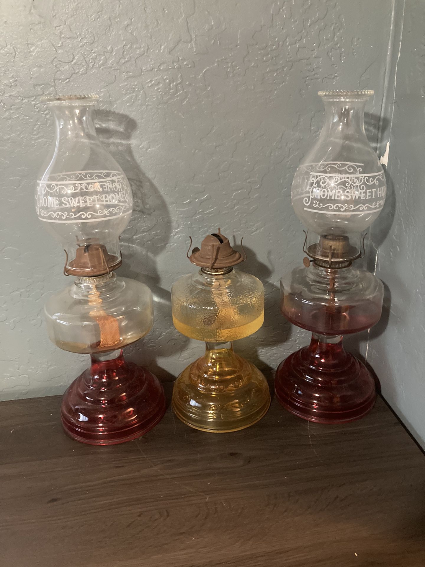 VINTAGE GLASS “EAGLE OIL LAMPS”. “HOME SWEET HOME”. NICE CONDITION.