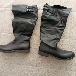 Women Boots Size 9 1/2