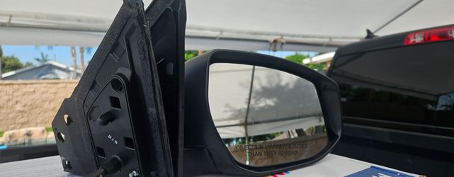 2013-2018 nissan sentra passenger mirror