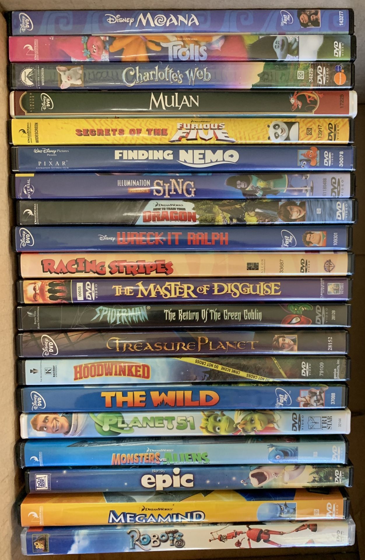 20 DVD Movies Kids Disney Dreamworks Pixar Mulan Trolls