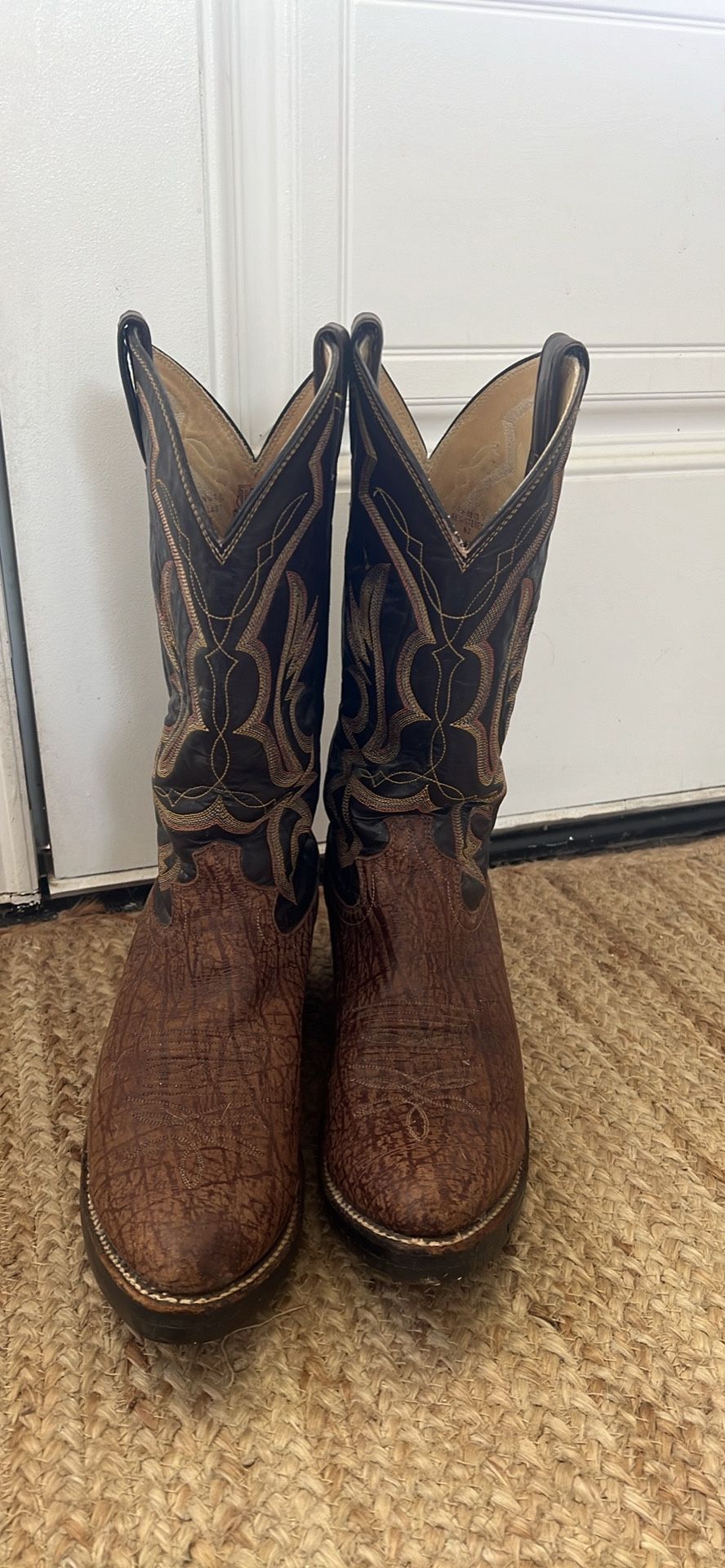 Justin’s Men’s Cowboy Boots