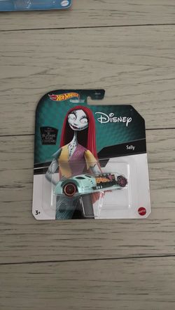 Hot Wheels Disney Sally Character Car