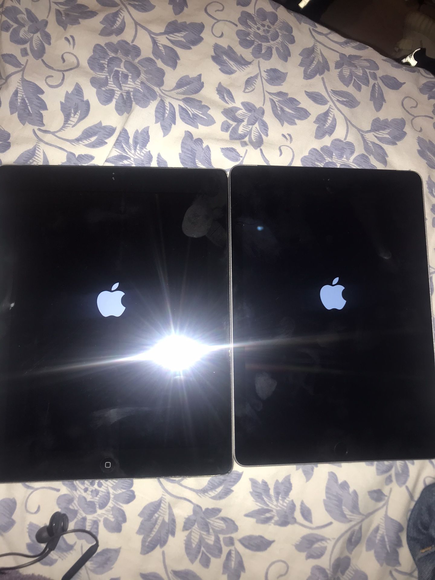 Two iPads for one Price