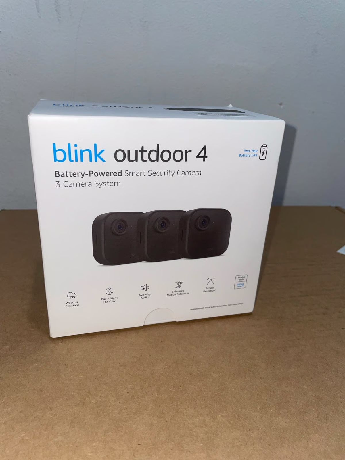 Blink  Outdoor 4 Wireless smart security camera, two-year battery, 1080p HD day and infrared night live view, two-way talk – 3 camer