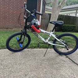 20 Inch Bike With Helmet